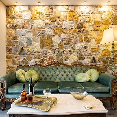 Queen'S Stone Legend, Royal Living By Acropolis 아테네 외부 사진
